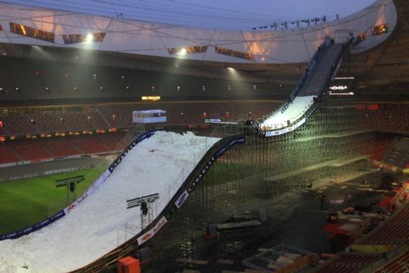 Construction of the 2011 Beijing Air & Style ramp