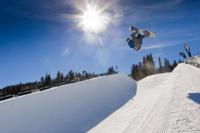 Dom Harington wins halfpipe in 2011 Aspen Open