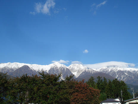 first snowfall in Hakuba on 8th October 2009