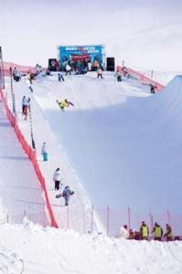 NZ Open Halfpipe qualification under sunny skies