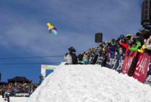 Peetu and Kelly Clark win halfpipe at BEO11