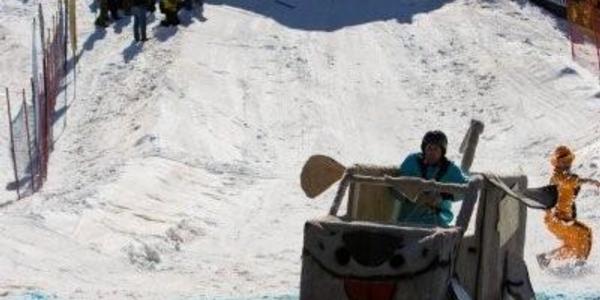 The Aspen Red Bull Schnee Tag