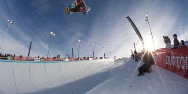 Locals take the 5* Canadian 09 Open Halfpipe