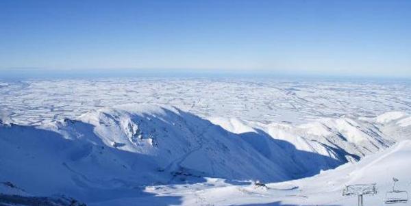 Coronet Peak and MT Hutt both open for the season!