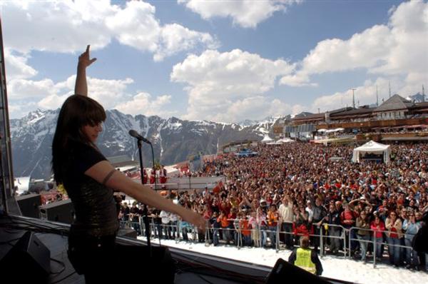 Mel C adds spice to end of season at Ischgl