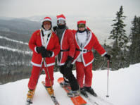 Santa can board for free at Le Massif