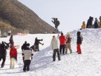 Terje hits China