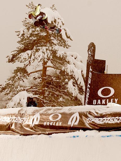 Arthur Longo takes the 6* Oakley Arctic Challenge