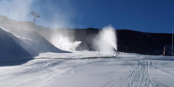 Mt.Hutt opens the NZ season for 07