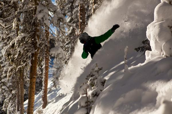 Big Storm Brings Snow to Colorado Ski Country USA