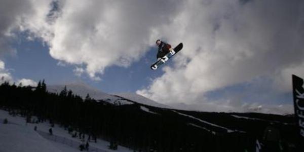White & O’Brien win the Slopestyle at Breckenridge