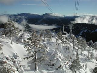/upload/images/resorts/Squaw/3squaw-powderday.jpg