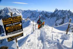 Aiguille du Midi arête entrance to Vallée Blanche