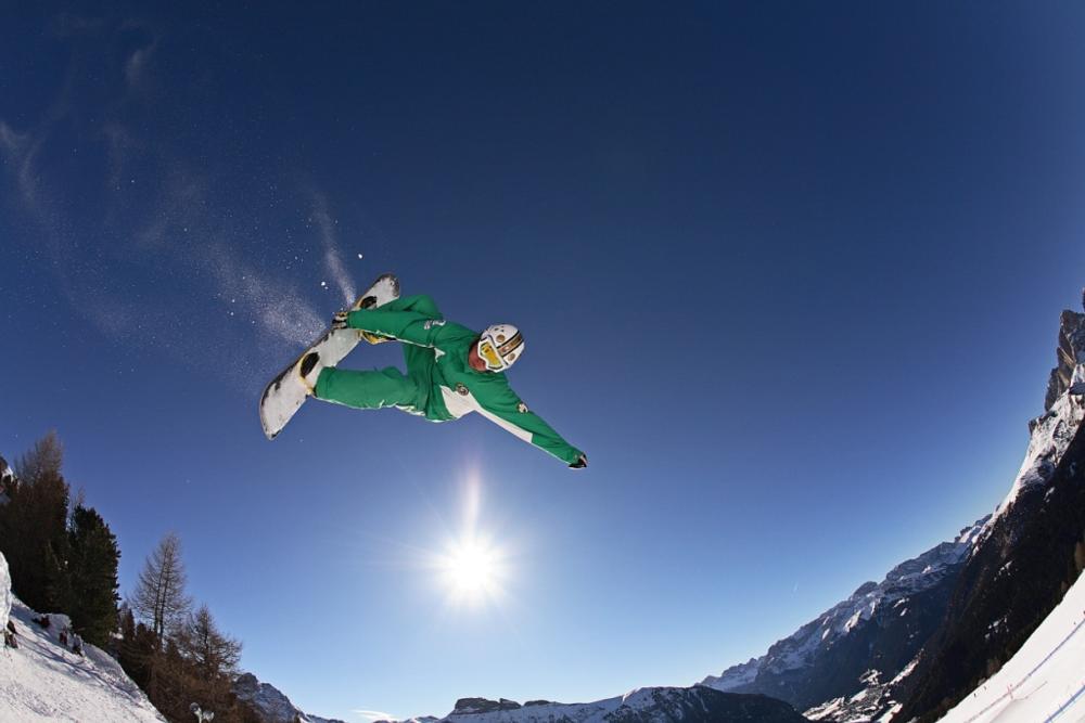 Fassa Snowboarder