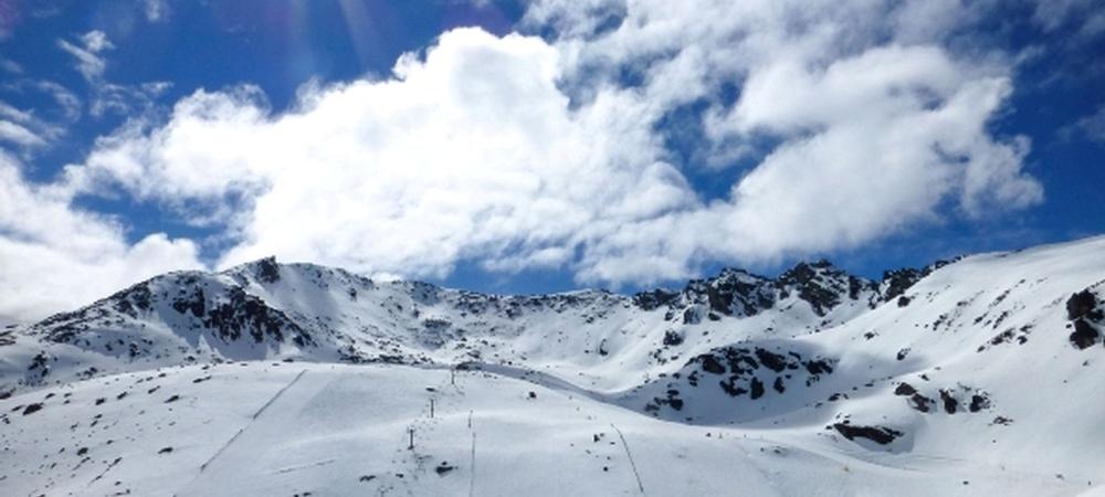The Remarkables looking out over Sugar Bowl chairlift