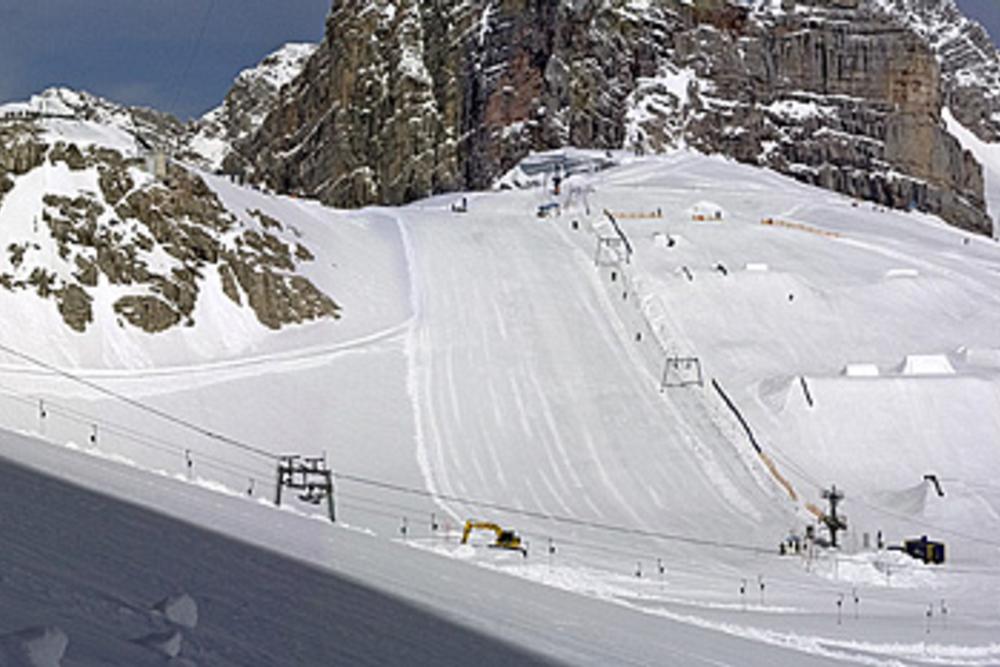 Dachstein Glacier overview