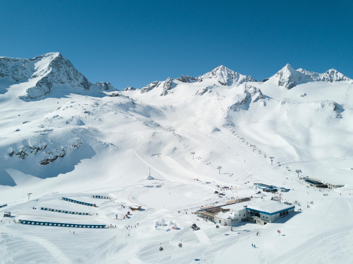 BIG FAMILY KIDS AREA STUBAI GLACIER
