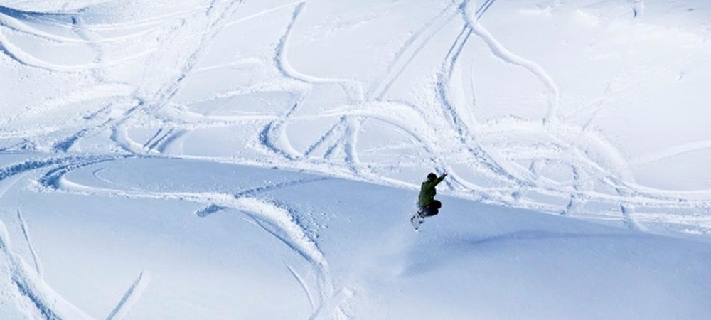 Catching Air Coronet Peak