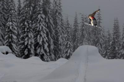 Snowqualmie Snowboarder
