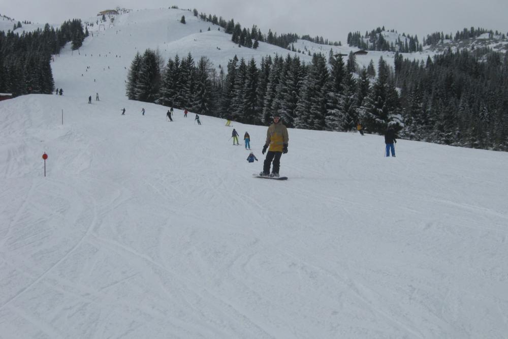 Auffach Gondola Red Pise 2