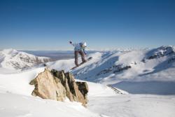 Mt Dobson snowboarder