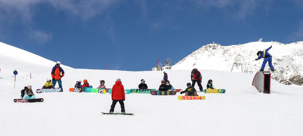 Shred Days Snowboarders