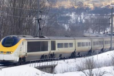 train.jpg