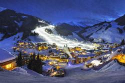 Hinterglemm by night