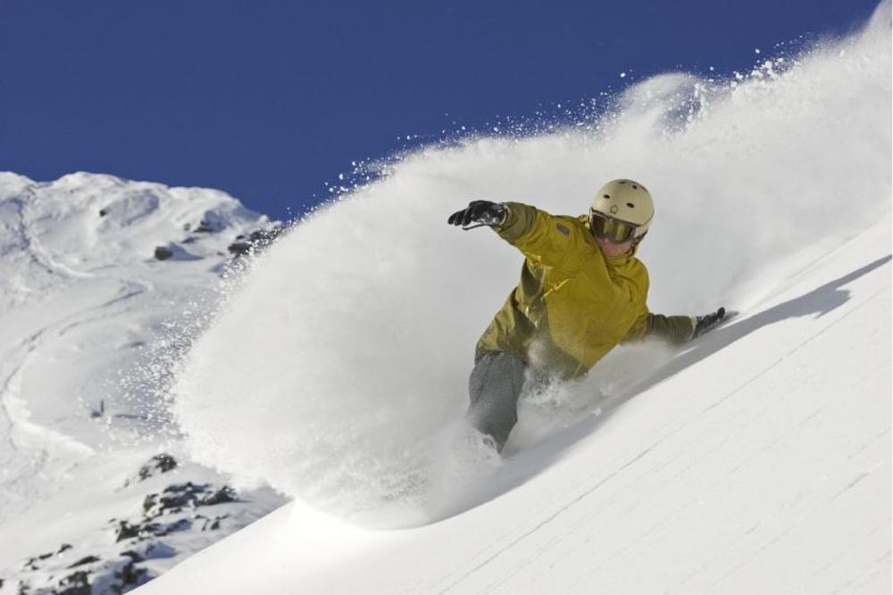 Lake Louise riding guide - World Snowboard Guide