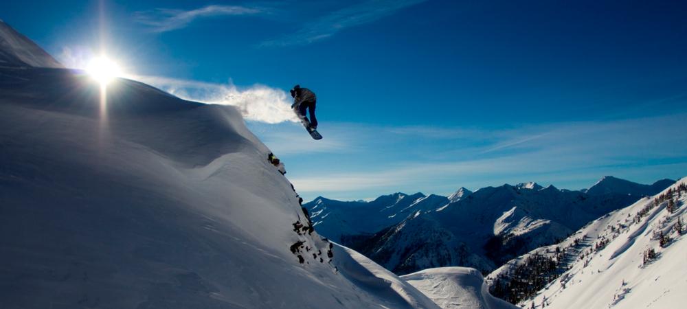 Kickign Horse Snowboarder