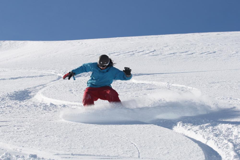 Sierra Nevada Snowboarder