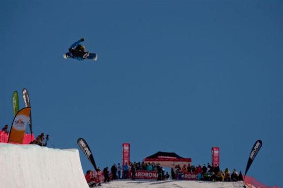 2010 Junior world champs halfpipe qualification - Taku Hiroaka