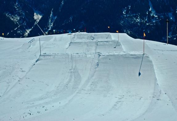 terrain park easy kicker line