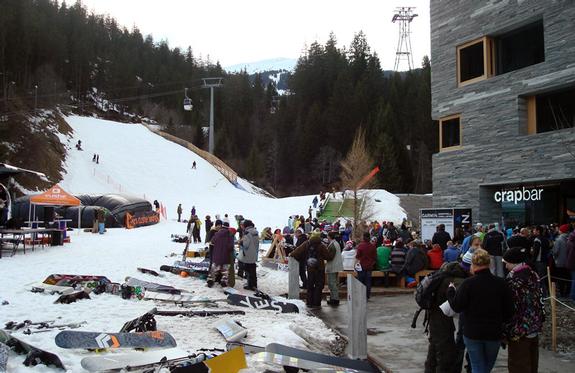 The Crap Bar at the base in Laax