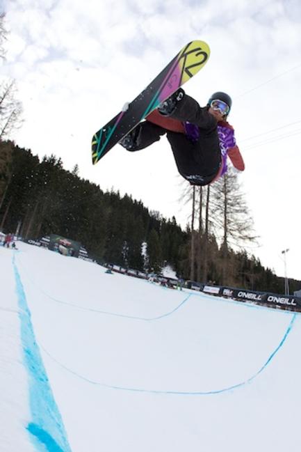 Evolution 2011 womens halfpipe finals Ursina Haller