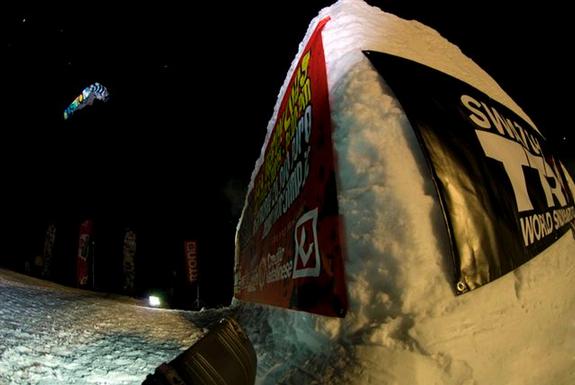 Burn River Jump 09, rider Christian Haller