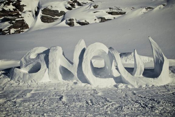 Art On Snow 2012