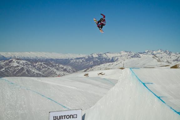 Burton NZ 2011 open slopestyle winner Jamie Anderson