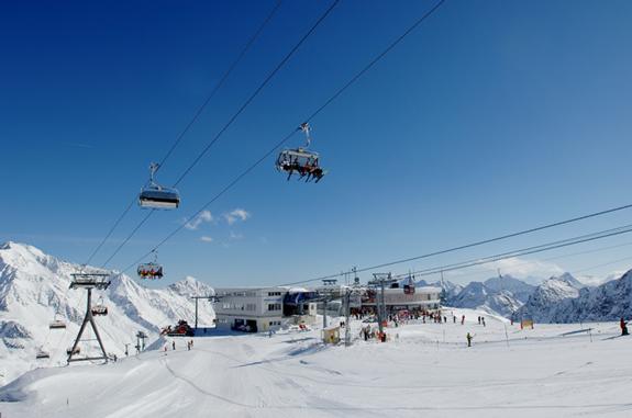 Stubai Glacier eisjoch lift