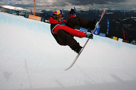 The Brits 2010 mens halfpipe, rider: Jamie Nicholls