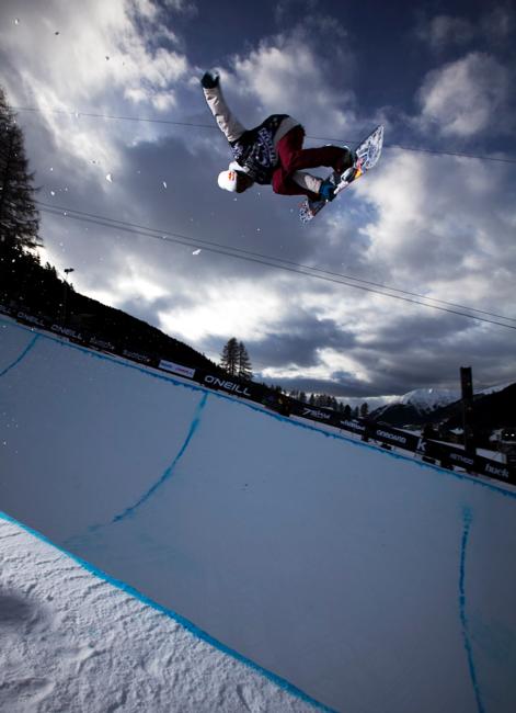 Evolution 2011 mens halfpipe Iouri Podladtchikov