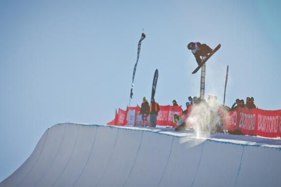 Burton NZ 2011 open halfpipe runner up Louie Vito