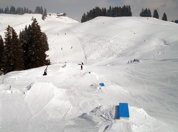 Terrain park on Bünda piste