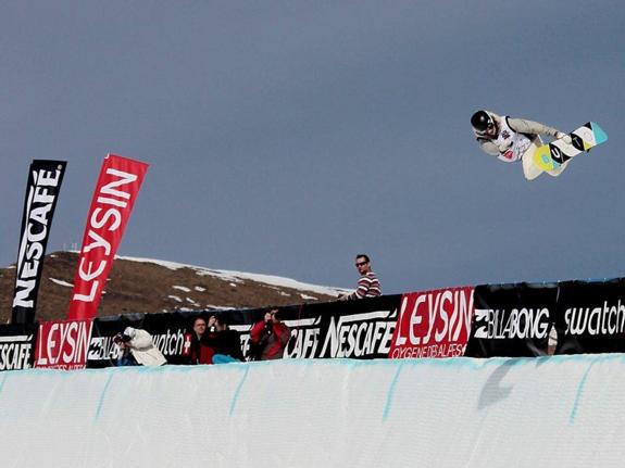 Cilka Sadar winner of womens 2011 Nescape Champs in Leysin