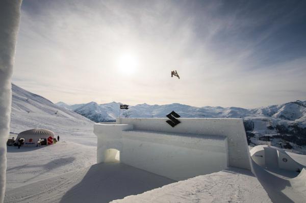 Suzuki Nine Knights 2015